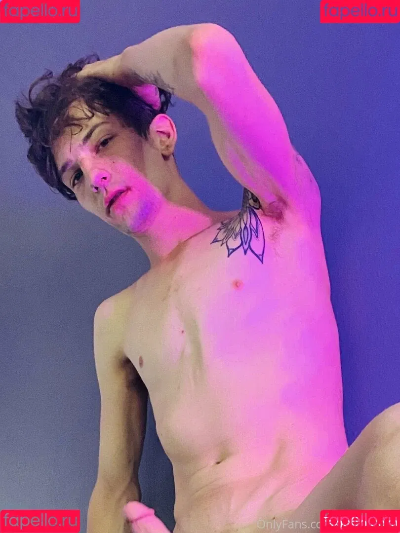 chrisoflyng Onlyfans Photo Gallery 