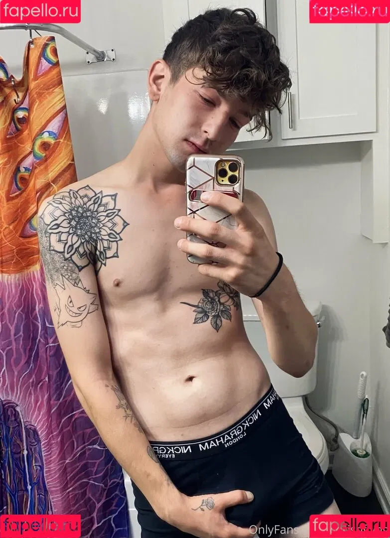 chrisoflyng Onlyfans Photo Gallery 