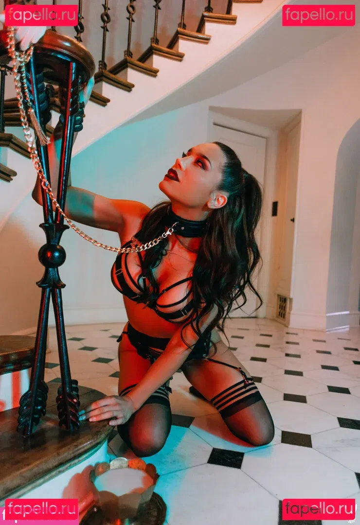 Skye Fires Onlyfans Photo Gallery 