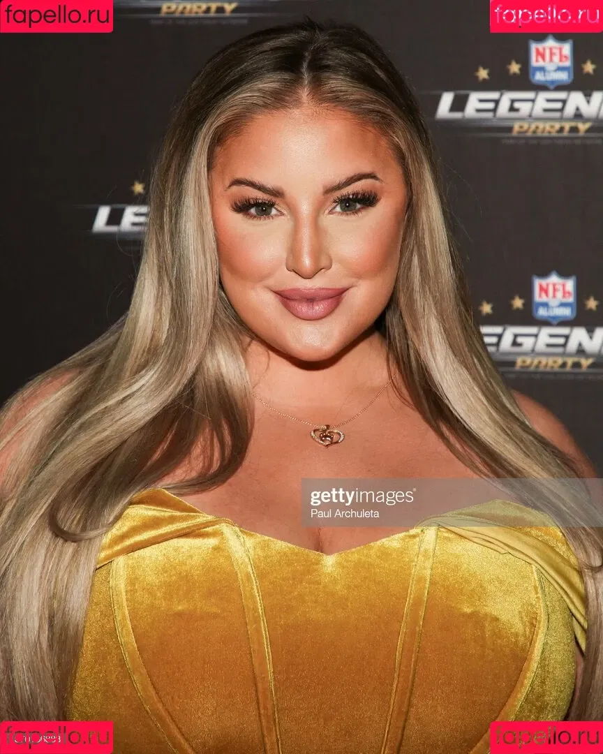 Ashley Alexiss Onlyfans Photo Gallery 