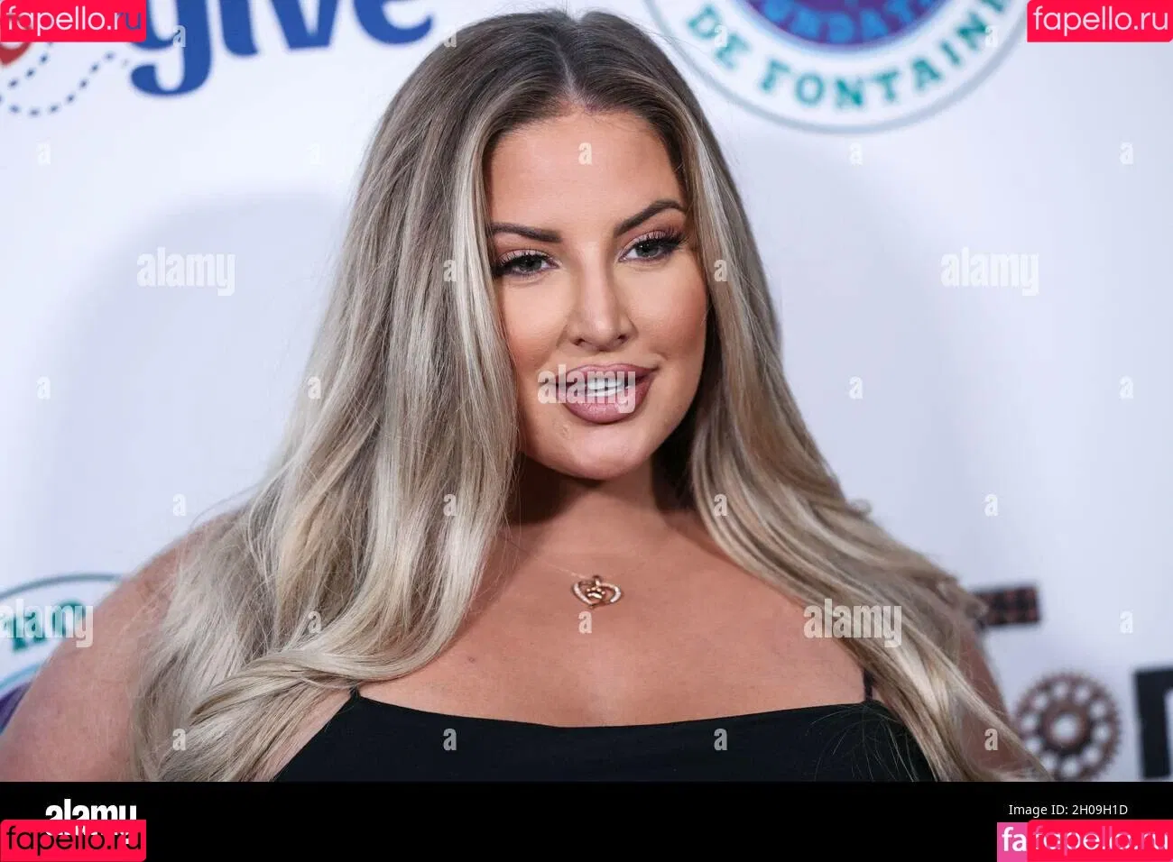Ashley Alexiss Onlyfans Photo Gallery 