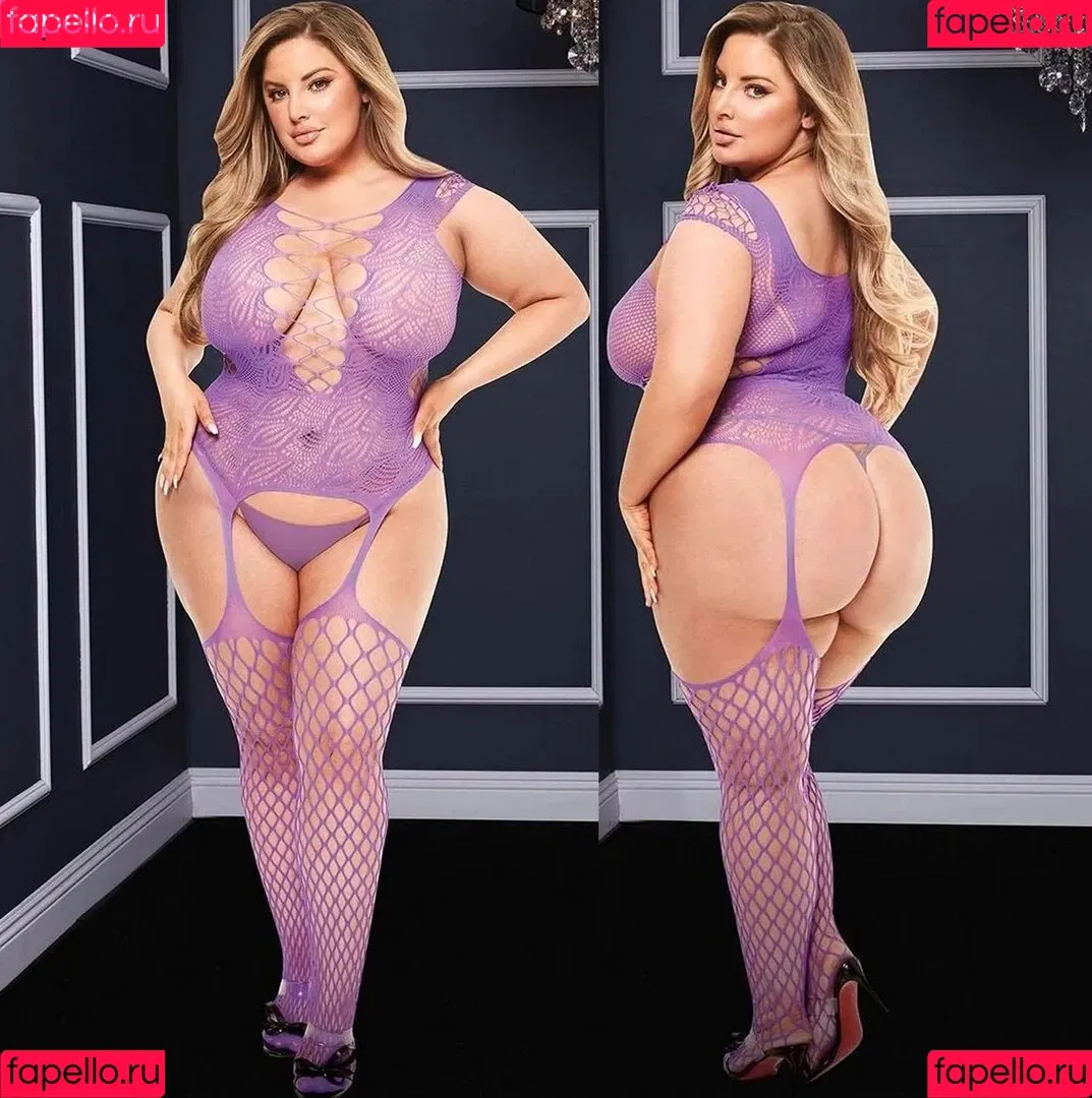 Ashley Alexiss Onlyfans Photo Gallery 