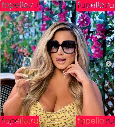 Ashley Alexiss Onlyfans Photo Gallery 