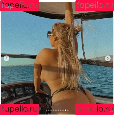 Ashley Alexiss Onlyfans Photo Gallery 