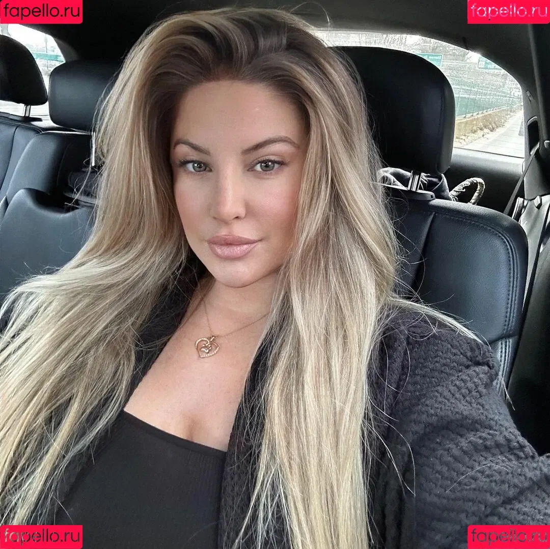 Ashley Alexiss Onlyfans Photo Gallery 