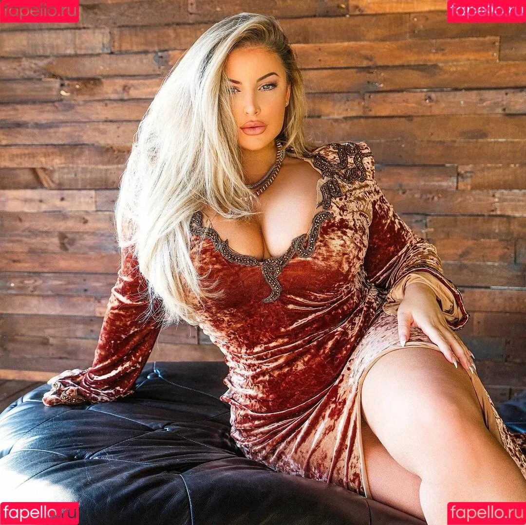Ashley Alexiss Onlyfans Photo Gallery 