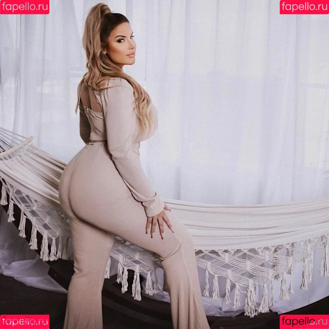 Ashley Alexiss Onlyfans Photo Gallery 