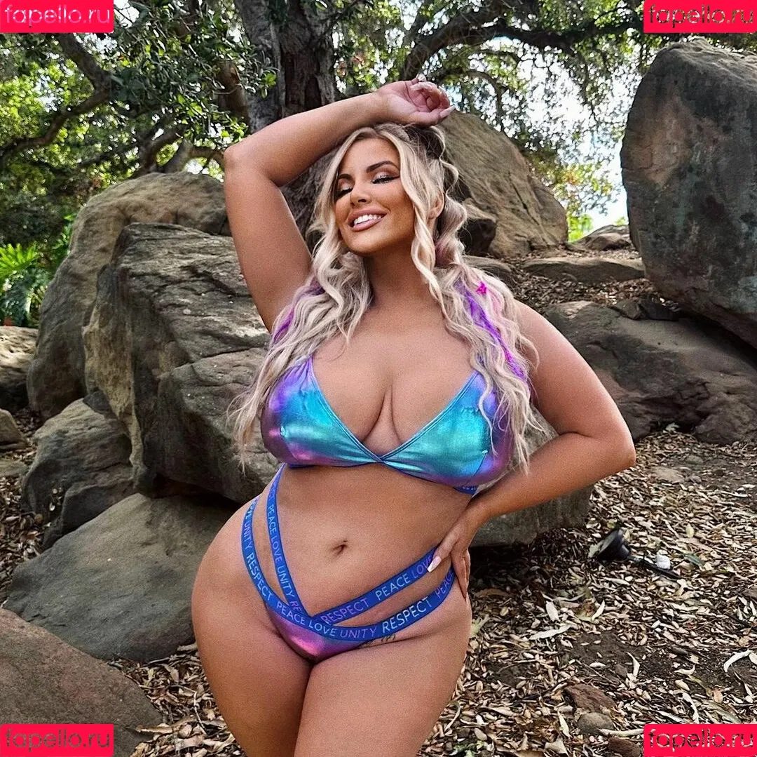 Ashley Alexiss Onlyfans Photo Gallery 