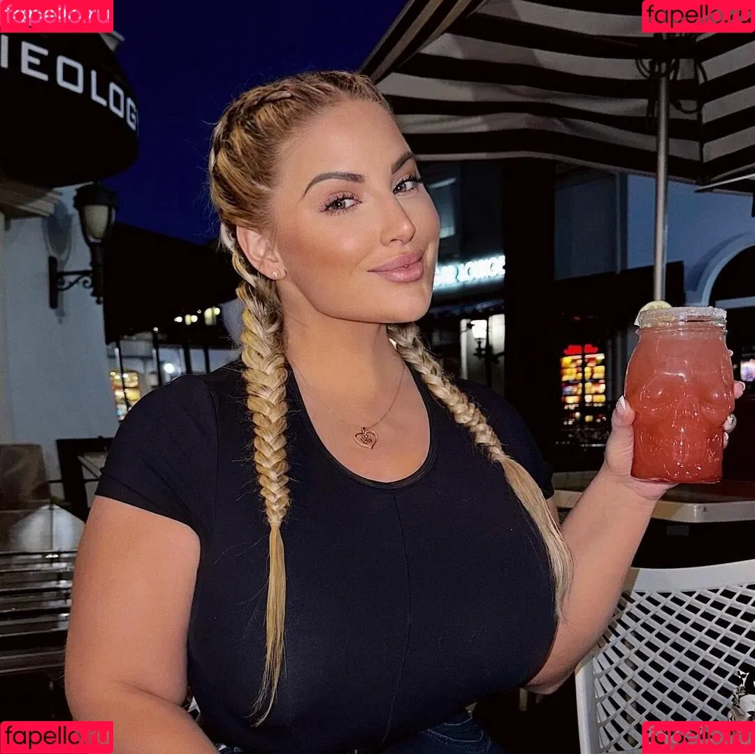 Ashley Alexiss Onlyfans Photo Gallery 