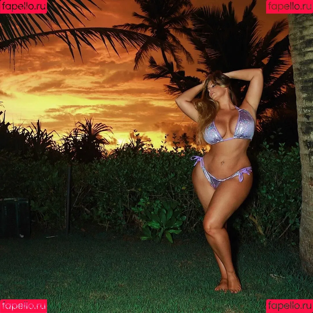 Ashley Alexiss Onlyfans Photo Gallery 