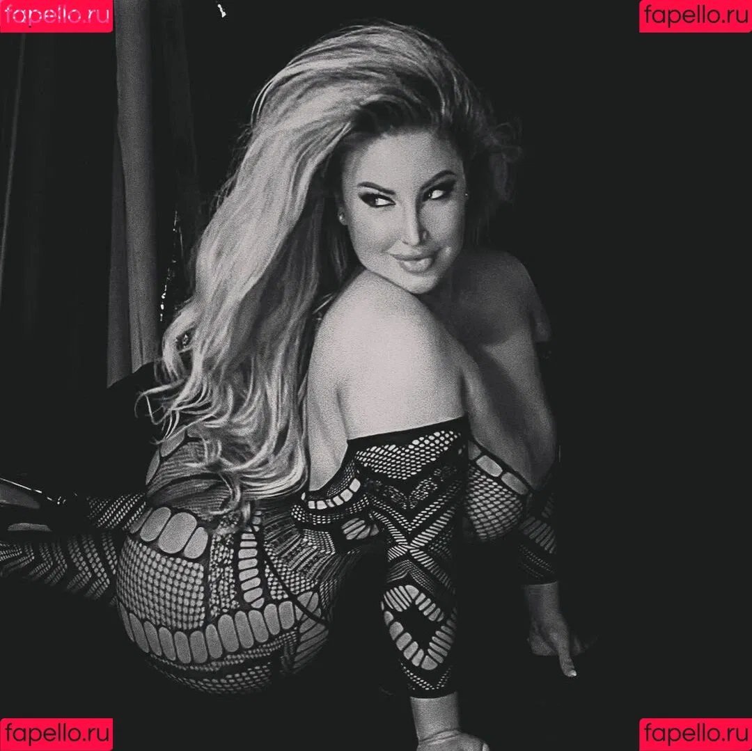 Ashley Alexiss Onlyfans Photo Gallery 
