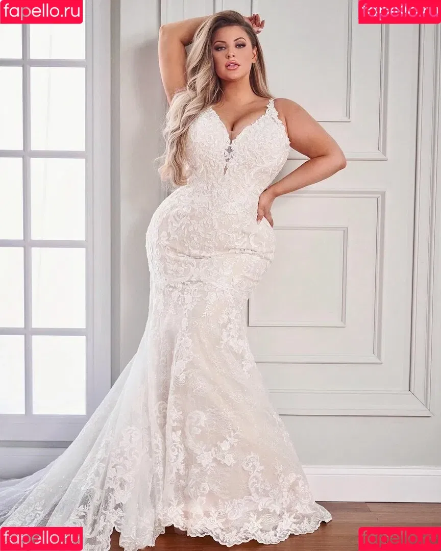 Ashley Alexiss Onlyfans Photo Gallery 