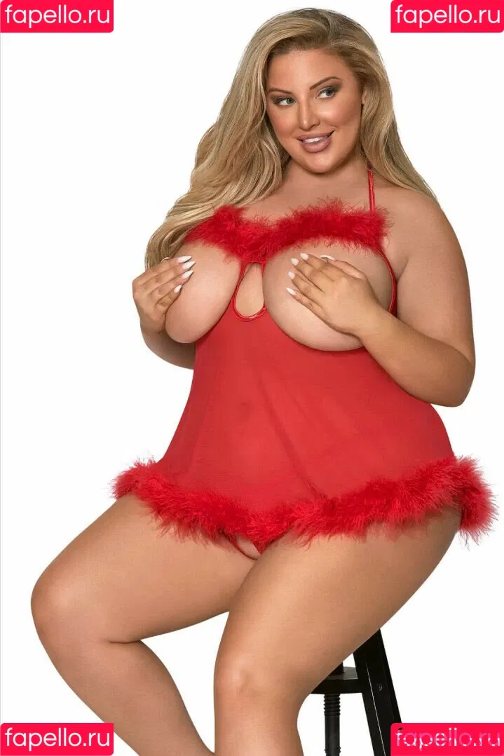Ashley Alexiss Onlyfans Photo Gallery 