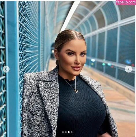 Ashley Alexiss Onlyfans Photo Gallery 