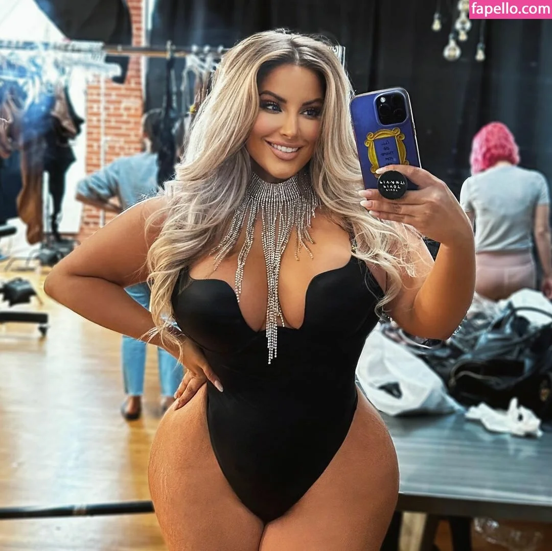 Ashley Alexiss Onlyfans Photo Gallery 