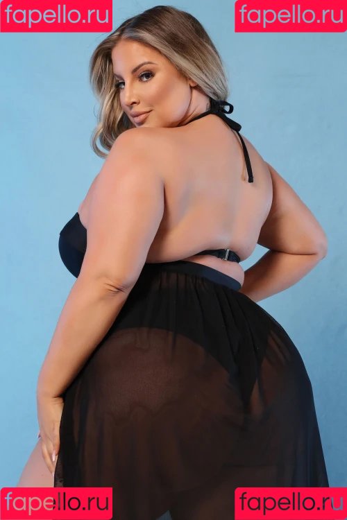 Ashley Alexiss Onlyfans Photo Gallery 