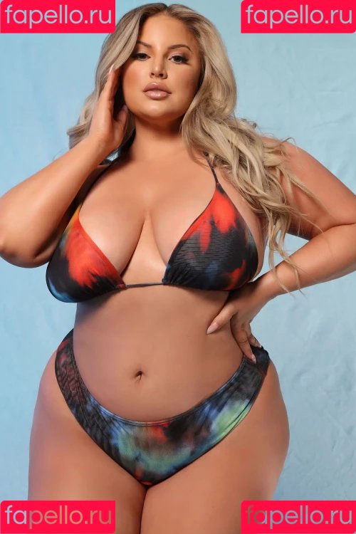 Ashley Alexiss Onlyfans Photo Gallery 