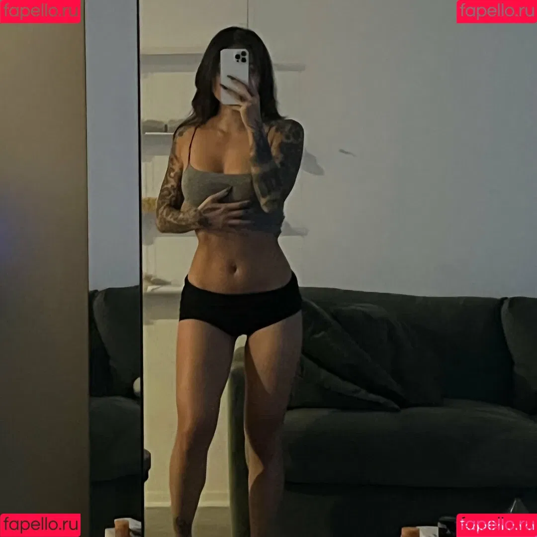 Mae.Col Onlyfans Photo Gallery 