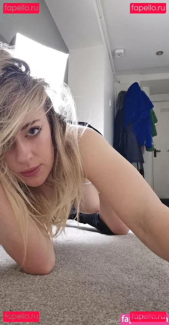 rosabrighid Onlyfans Photo Gallery 