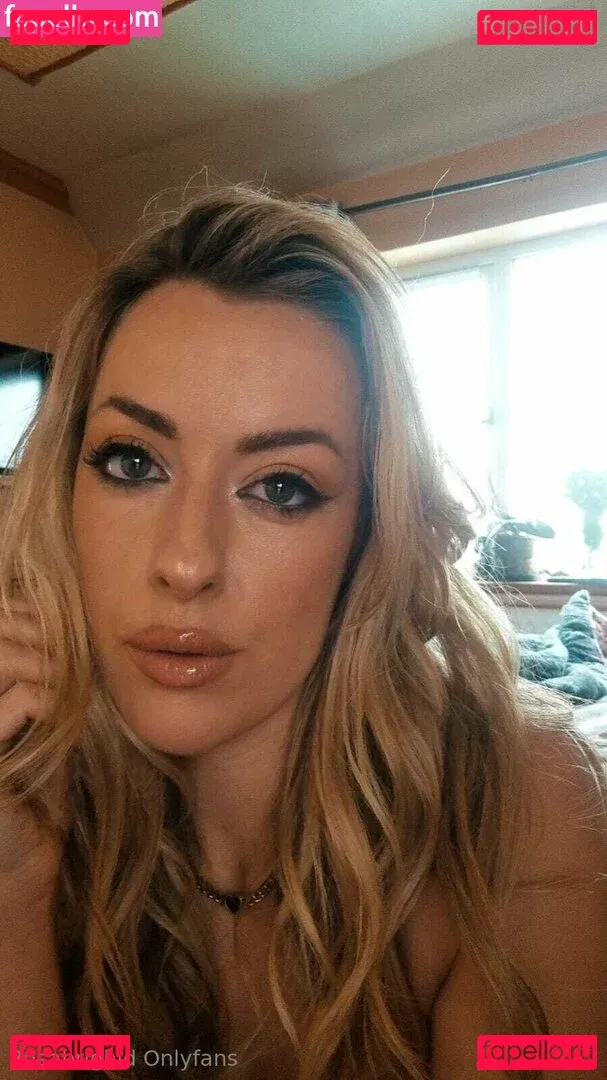 rosabrighid Onlyfans Photo Gallery 