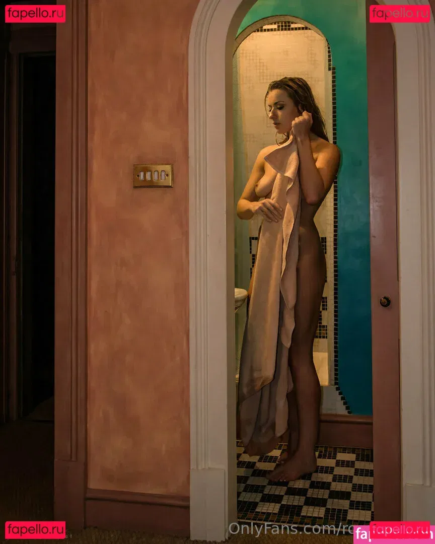 rosabrighid Onlyfans Photo Gallery 