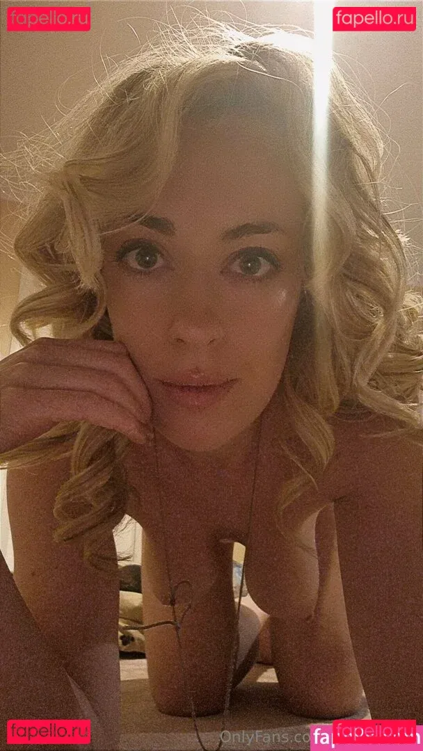 rosabrighid Onlyfans Photo Gallery 