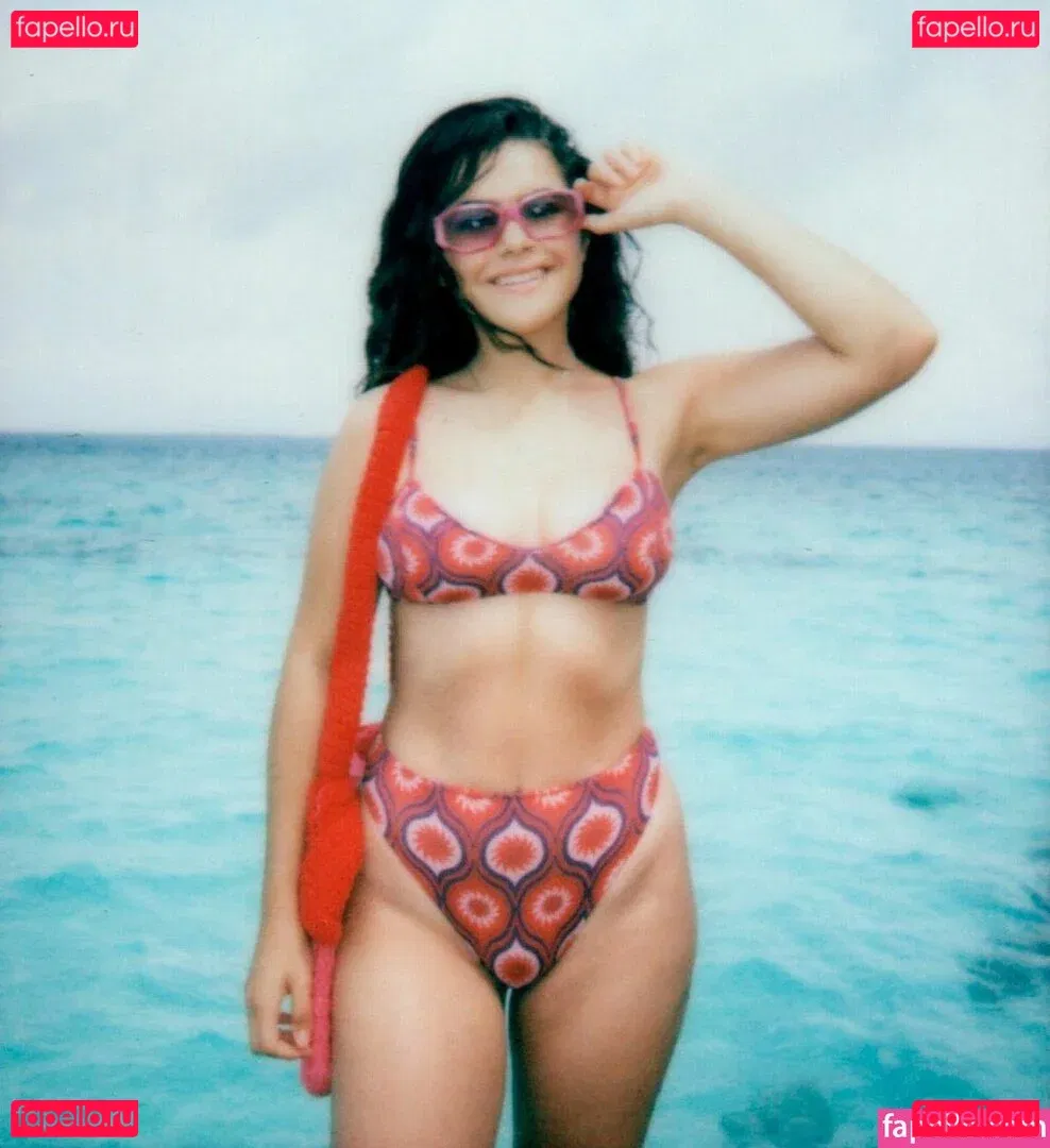 Maisa Silva Onlyfans Photo Gallery 