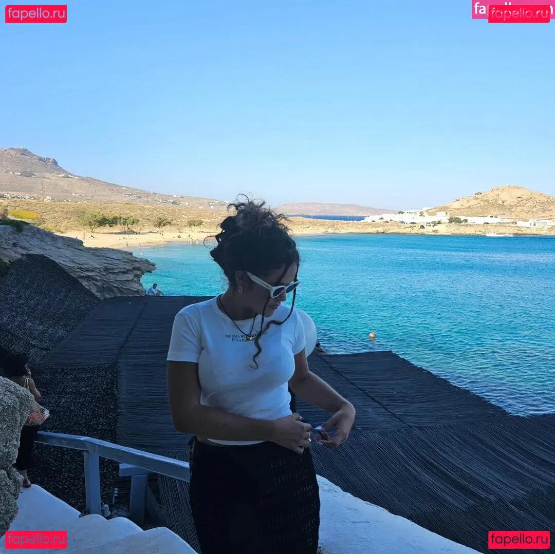 Maisa Silva Onlyfans Photo Gallery 