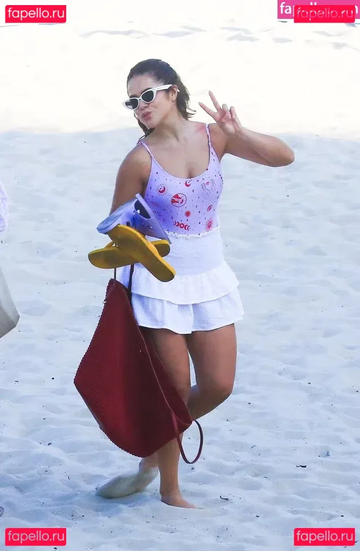 Maisa Silva Onlyfans Photo Gallery 