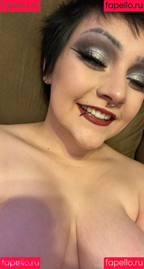 goddexxx Onlyfans Photo Gallery 