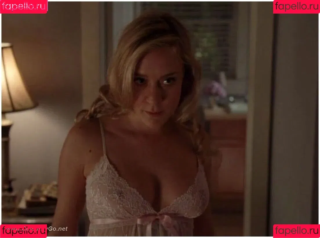 Chloe Sevigny Onlyfans Photo Gallery 