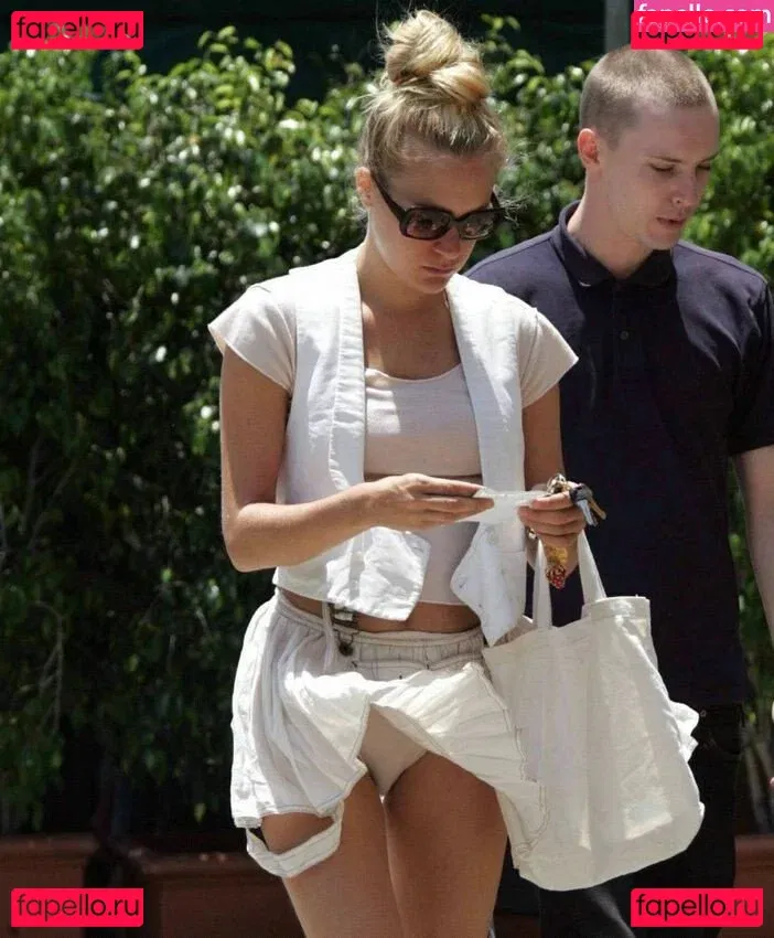 Chloe Sevigny Onlyfans Photo Gallery 