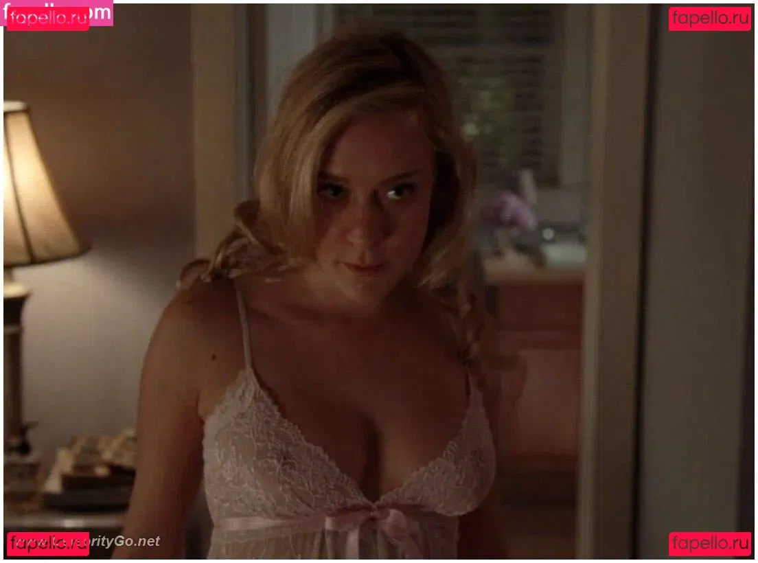 Chloe Sevigny Onlyfans Photo Gallery 