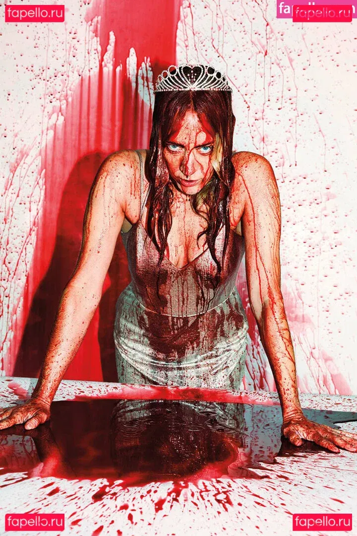 Chloe Sevigny Onlyfans Photo Gallery 