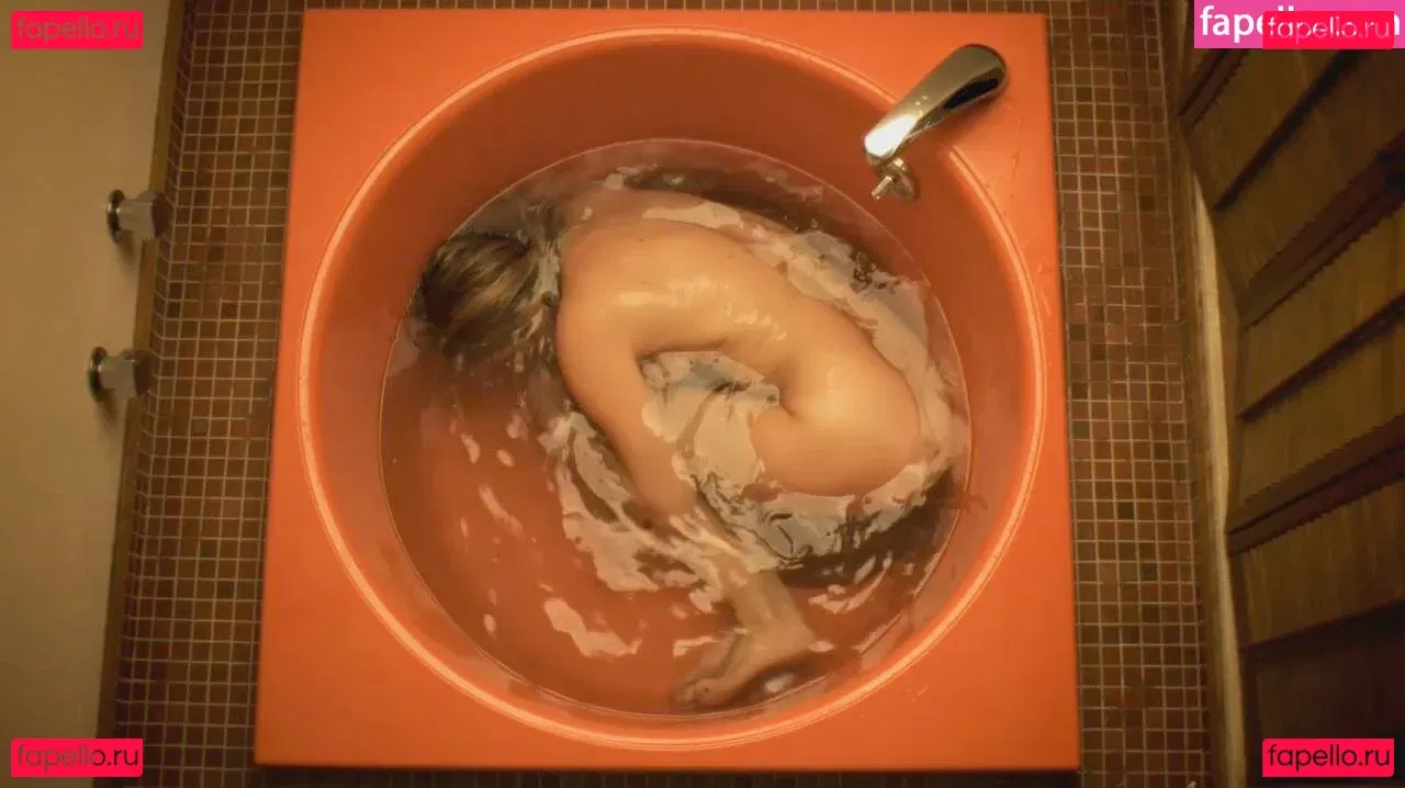 Chloe Sevigny Onlyfans Photo Gallery 