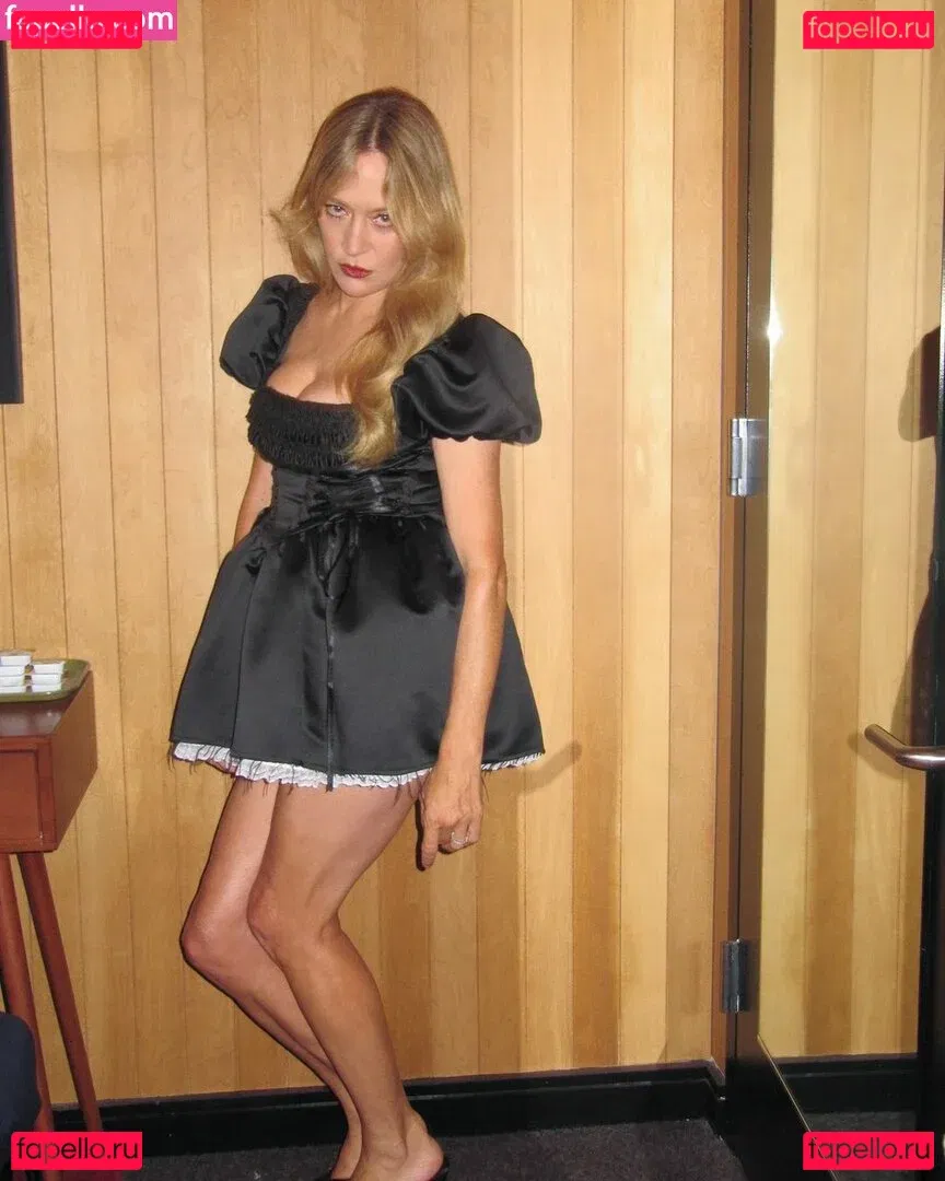 Chloe Sevigny Onlyfans Photo Gallery 