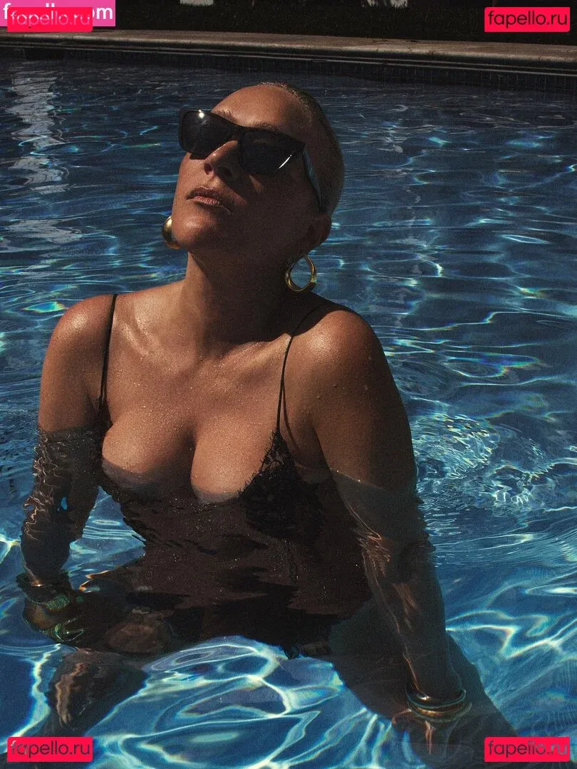 Chloe Sevigny Onlyfans Photo Gallery 