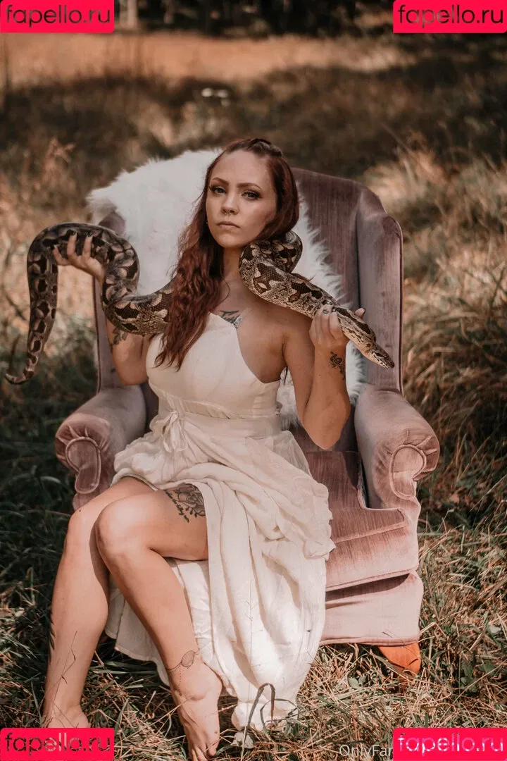persephone27x Onlyfans Photo Gallery 