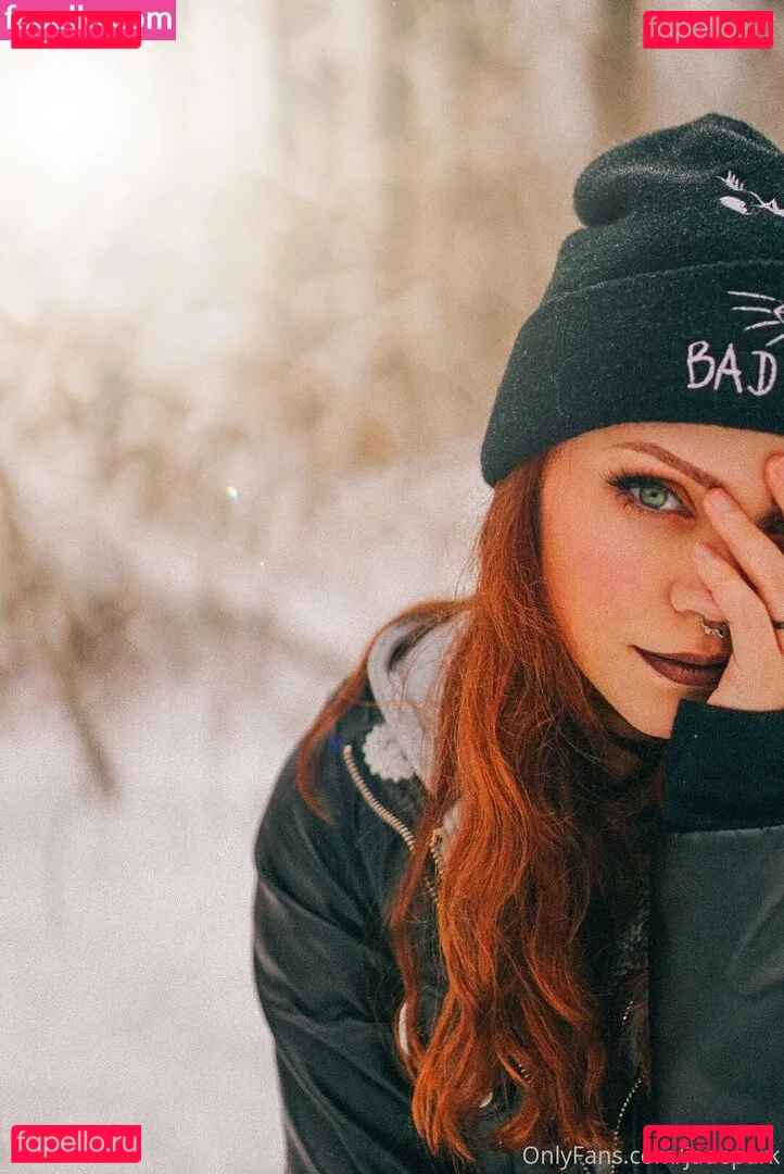 persephone27x Onlyfans Photo Gallery 