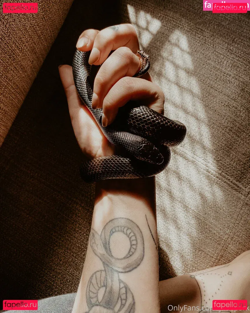 persephone27x Onlyfans Photo Gallery 