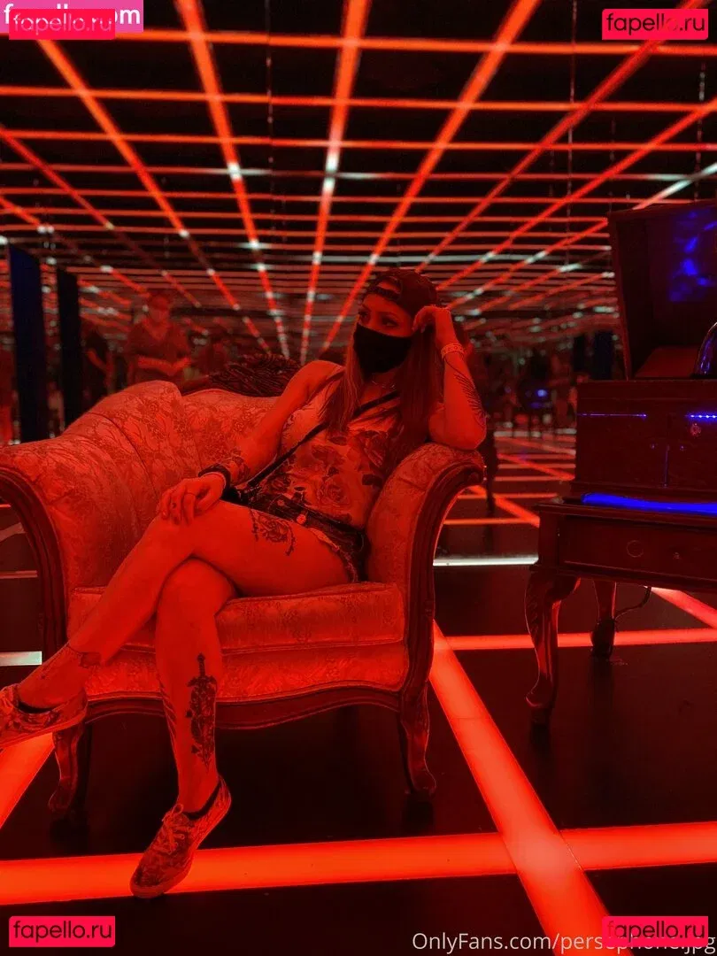 persephone27x Onlyfans Photo Gallery 