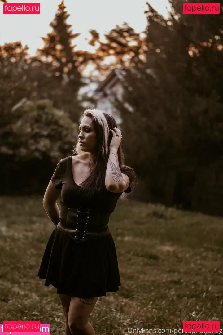 persephone27x Onlyfans Photo Gallery 