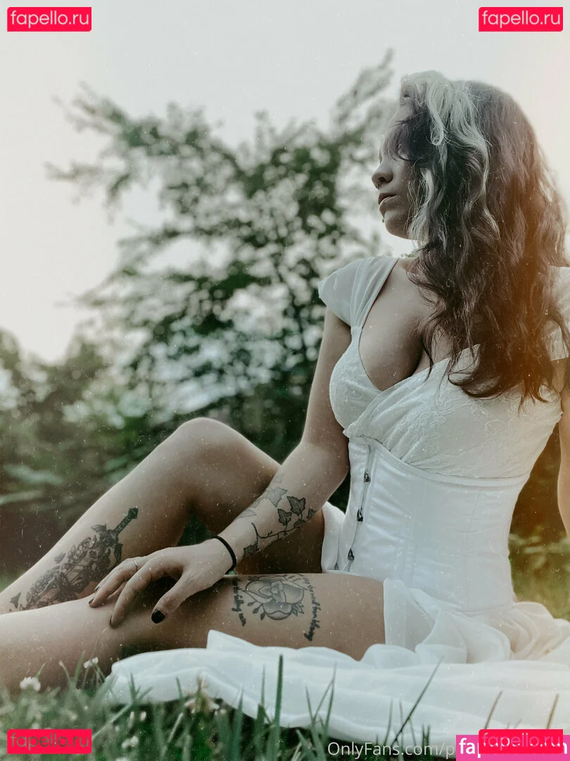 persephone27x Onlyfans Photo Gallery 