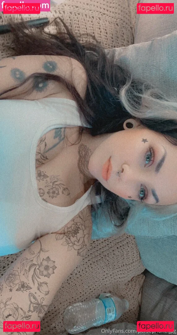 persephone27x Onlyfans Photo Gallery 