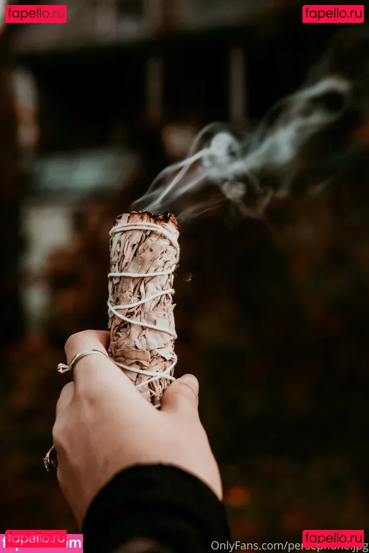 persephone27x Onlyfans Photo Gallery 