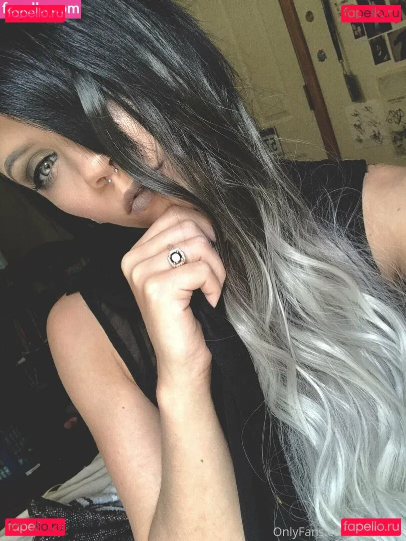 persephone27x Onlyfans Photo Gallery 