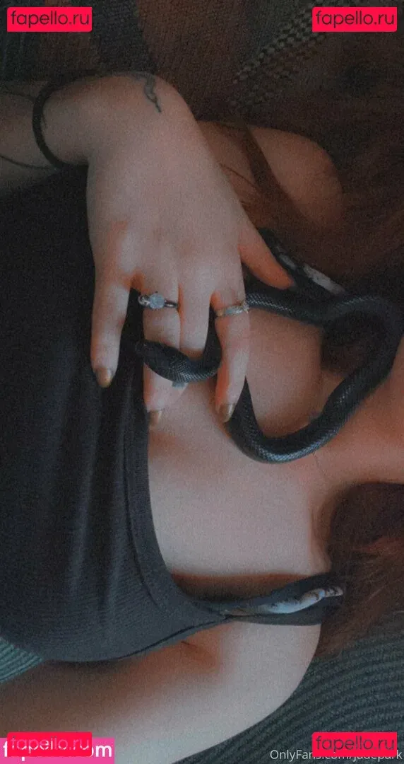 persephone27x Onlyfans Photo Gallery 