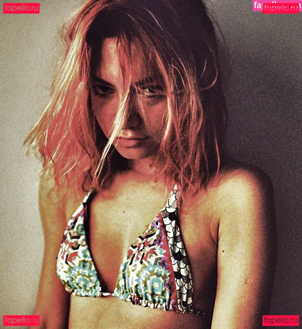 Ilgin Utin Onlyfans Photo Gallery 