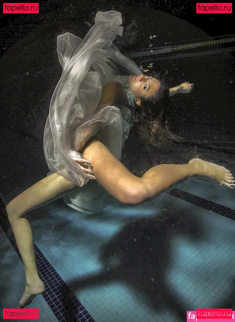 Ilgin Utin Onlyfans Photo Gallery 