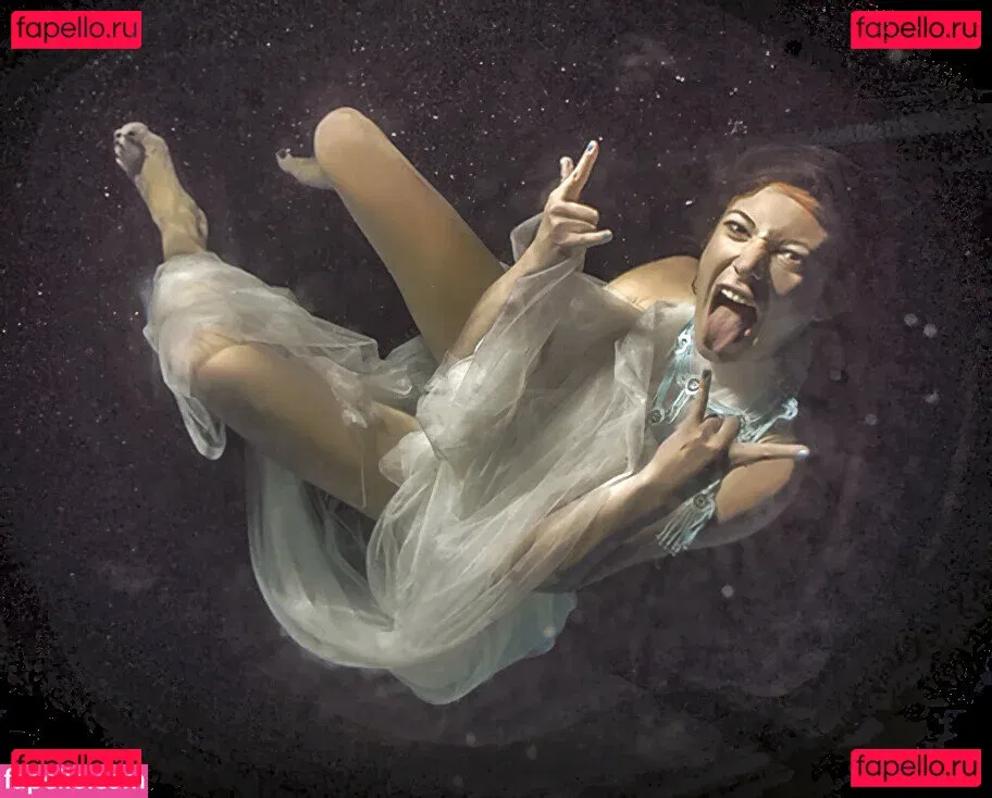 Ilgin Utin Onlyfans Photo Gallery 